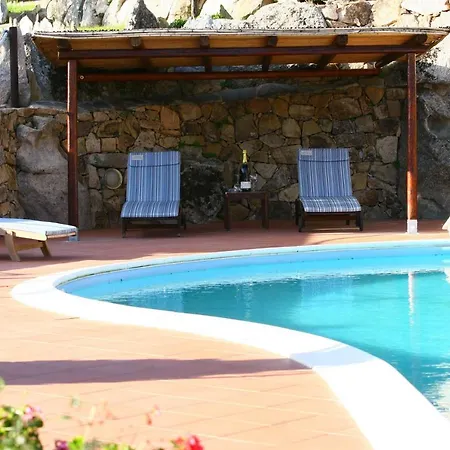 דירה Sleeps 5 Air Con Telti