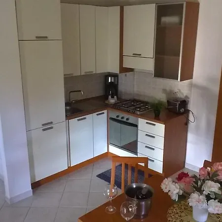 Sleeps 5 Air Con *