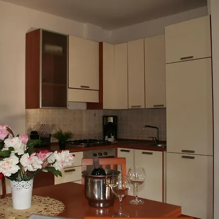 Sleeps 5 Air Con דירה Telti
